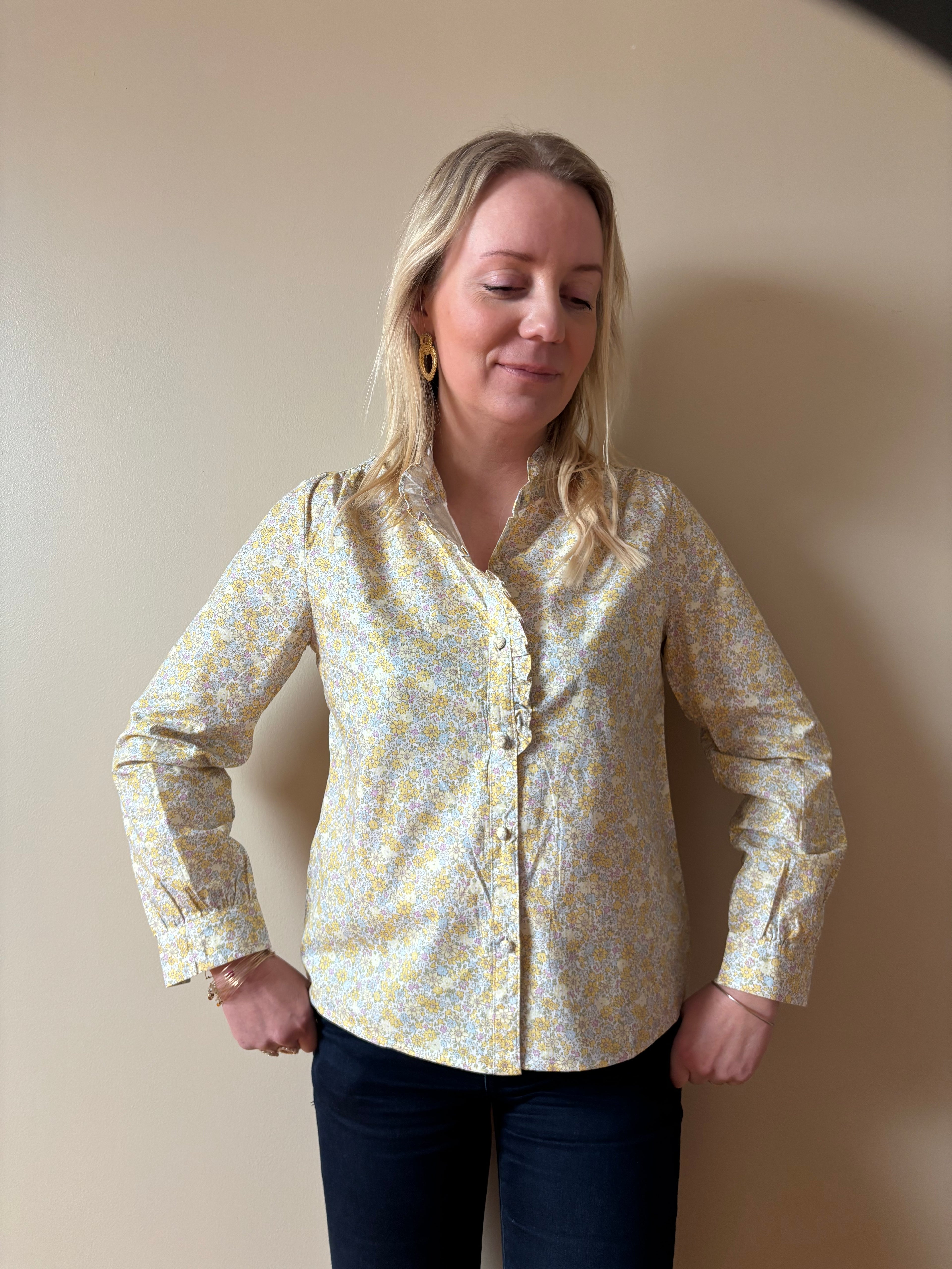 CHEMISE JAUNE CHLOE Chic et Paillettes